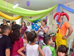 Imagem da notícia - Seas realiza festa circense para crianças do Abrigo do Coroado