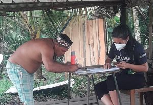 Imagem da notícia - Indígenas atingidos pela cheia em Manacapuru são beneficiados com Auxílio Enchente do Governo do Amazonas