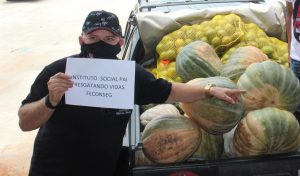 Imagem da notícia - Distribuição de alimentos beneficia mais de 2 mil famílias em situação de vulnerabilidade social