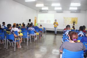 Imagem da notícia - Centro Estadual de Convivência da Família Teonízia Lobo reúne jovens do Mutirão para tratar sobre saúde mental